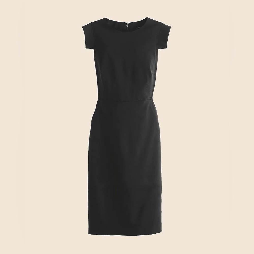 Black Sleeveless Cocktail Dress